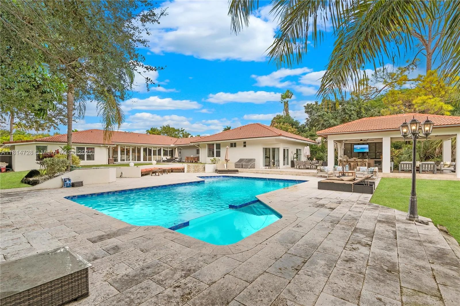 9470 SW 97th St, Miami FL 33176