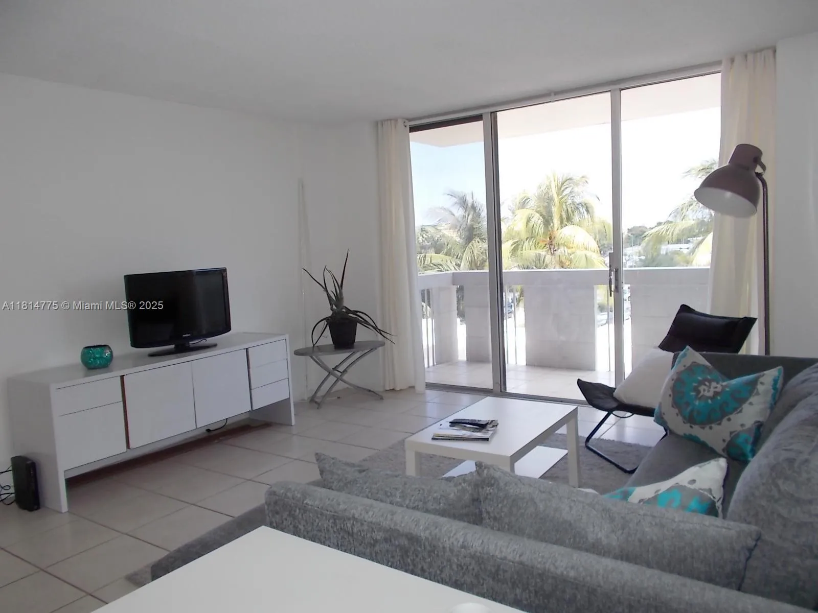 800 West Ave # 422, Miami Beach FL 33139