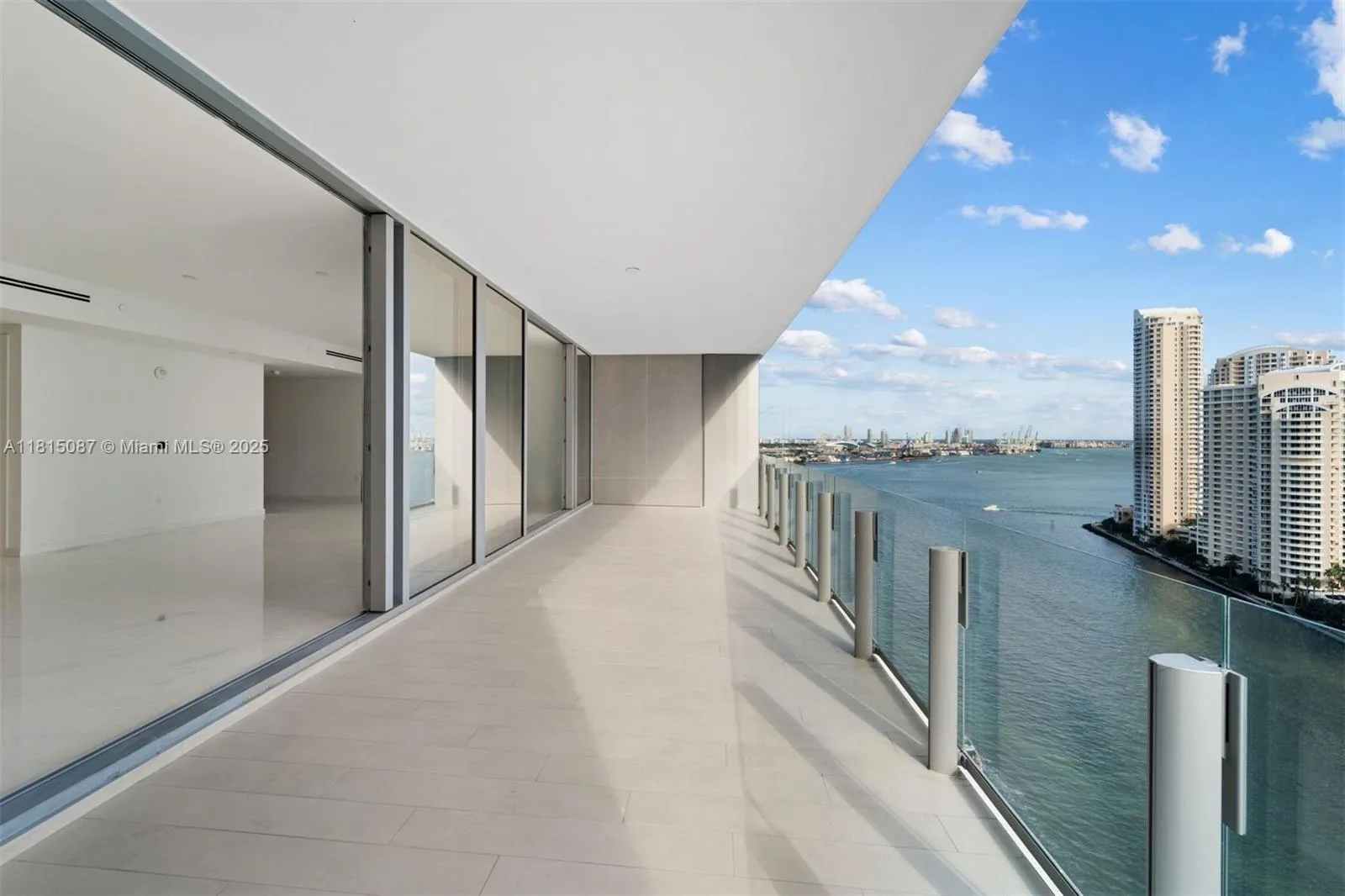 300 Biscayne Blvd Way # 2002, Miami FL 33131