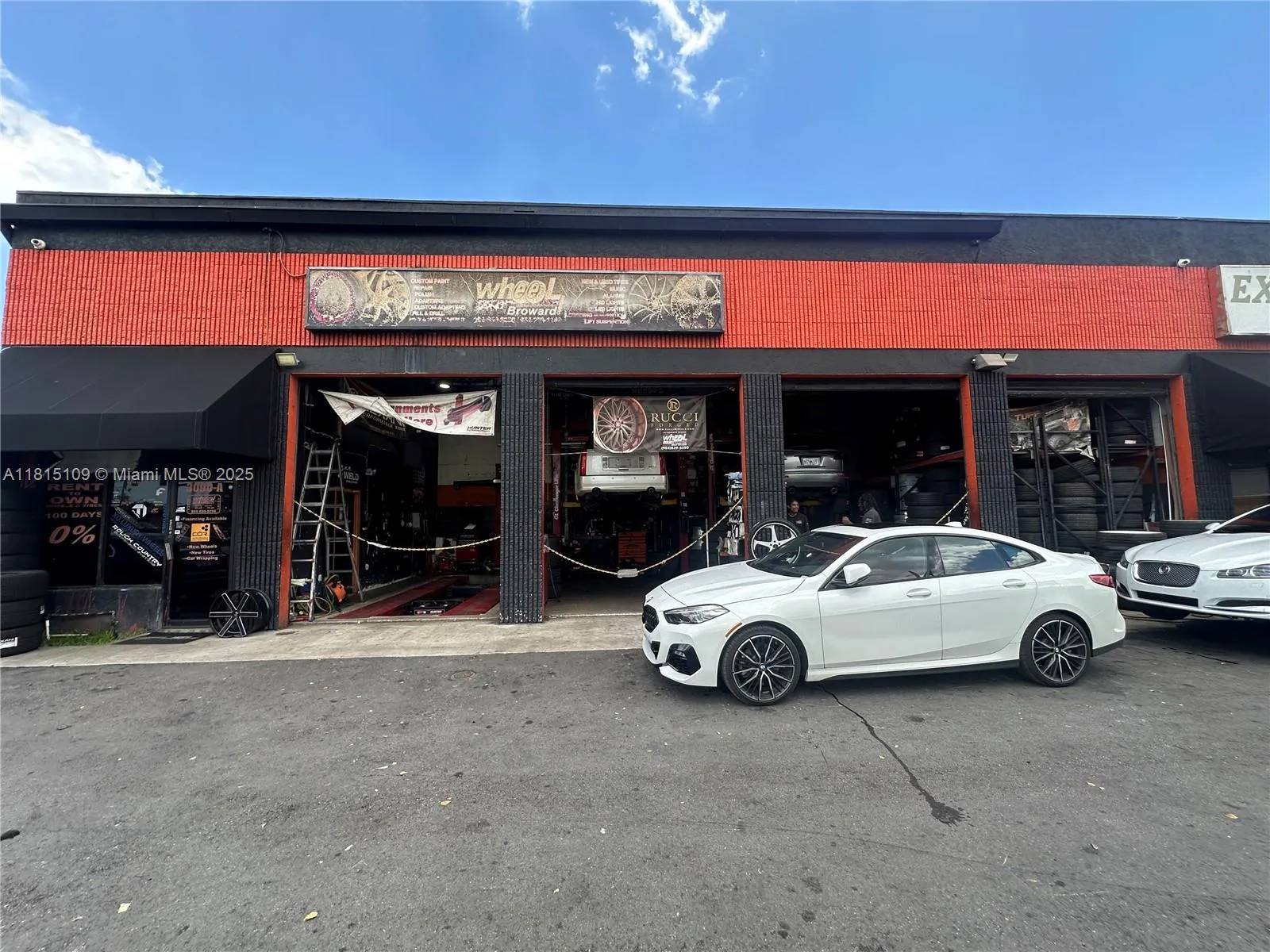 3090 W Broward Blvd, Fort Lauderdale FL 33312