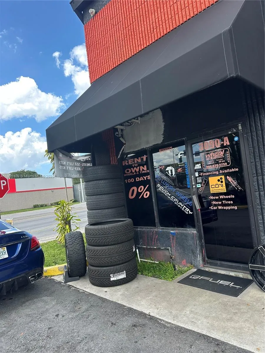 3090 W Broward Blvd, Fort Lauderdale FL 33312