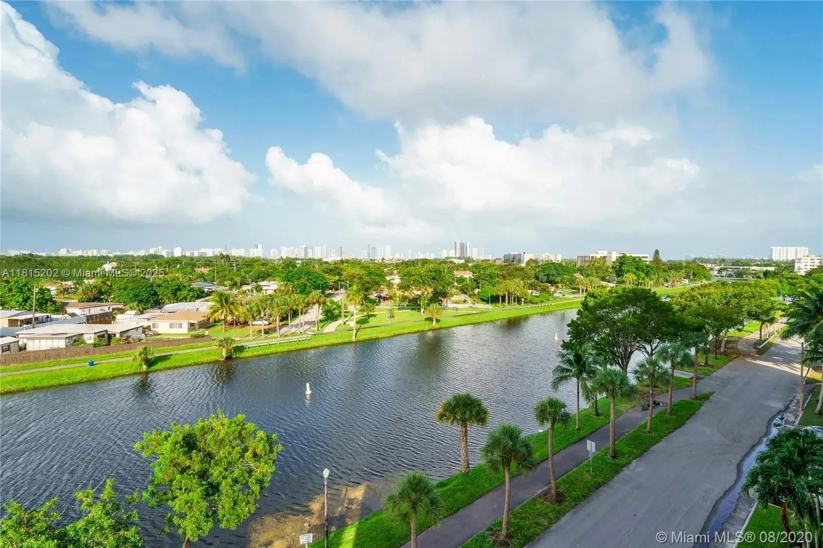 16850 S Glades Dr # 8G, North Miami Beach FL 33162