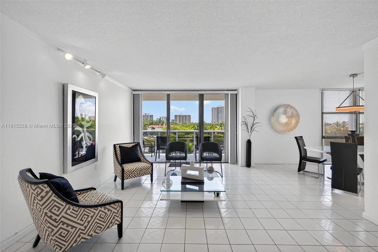 3675 N Country Club Dr # 401, Aventura FL 33180