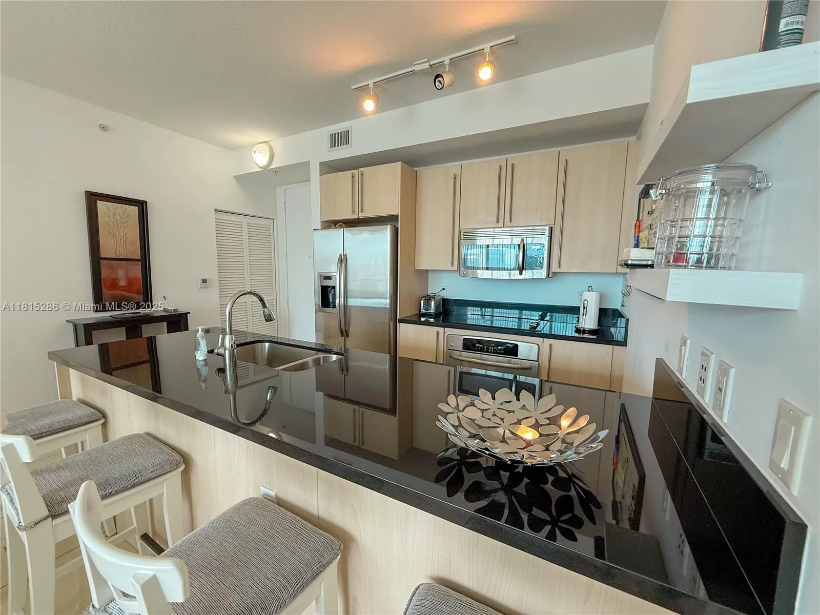 79 SW 12th St, Miami FL 33130