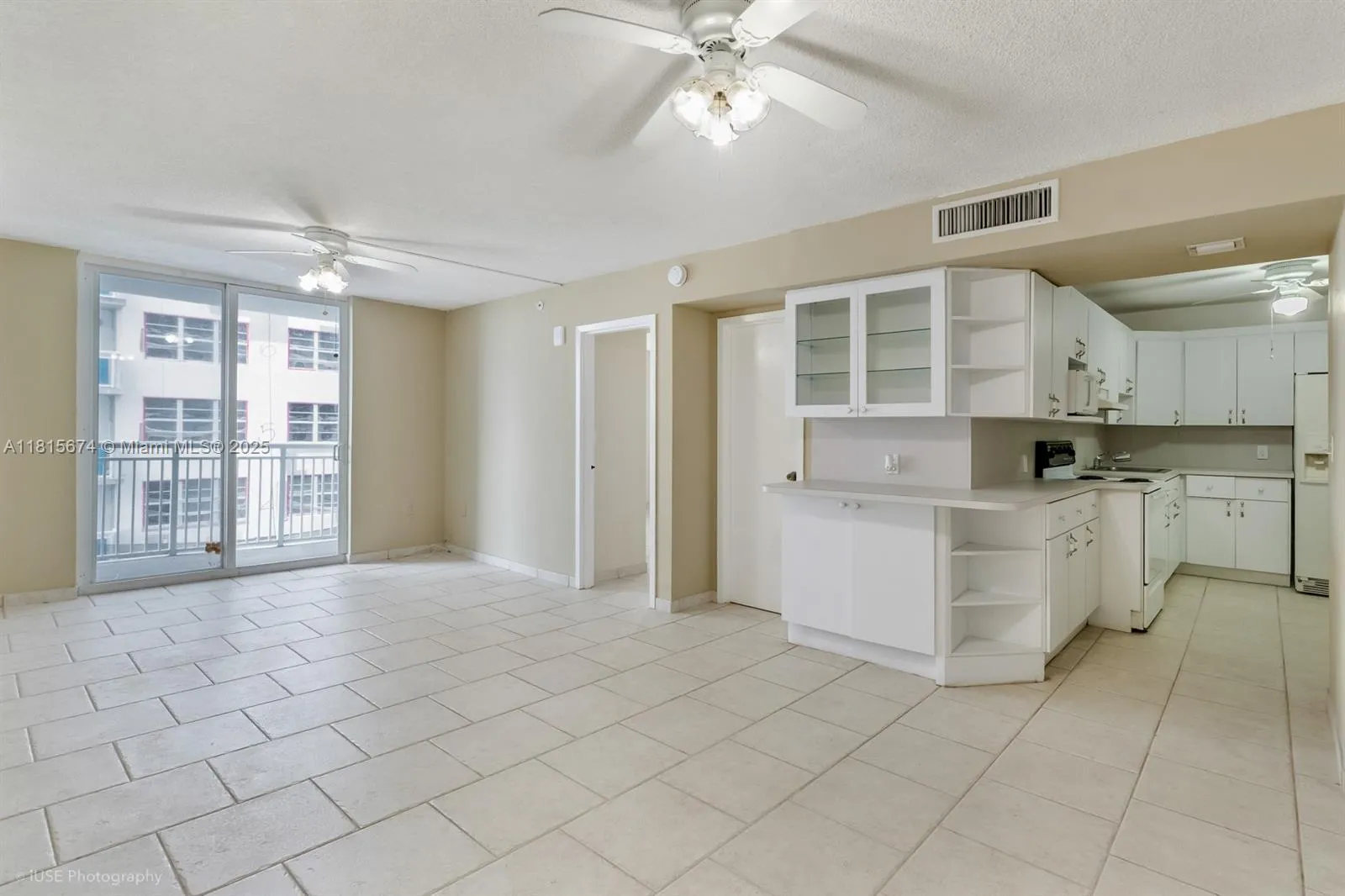 6969 Collins Ave # 412, Miami Beach FL 33141