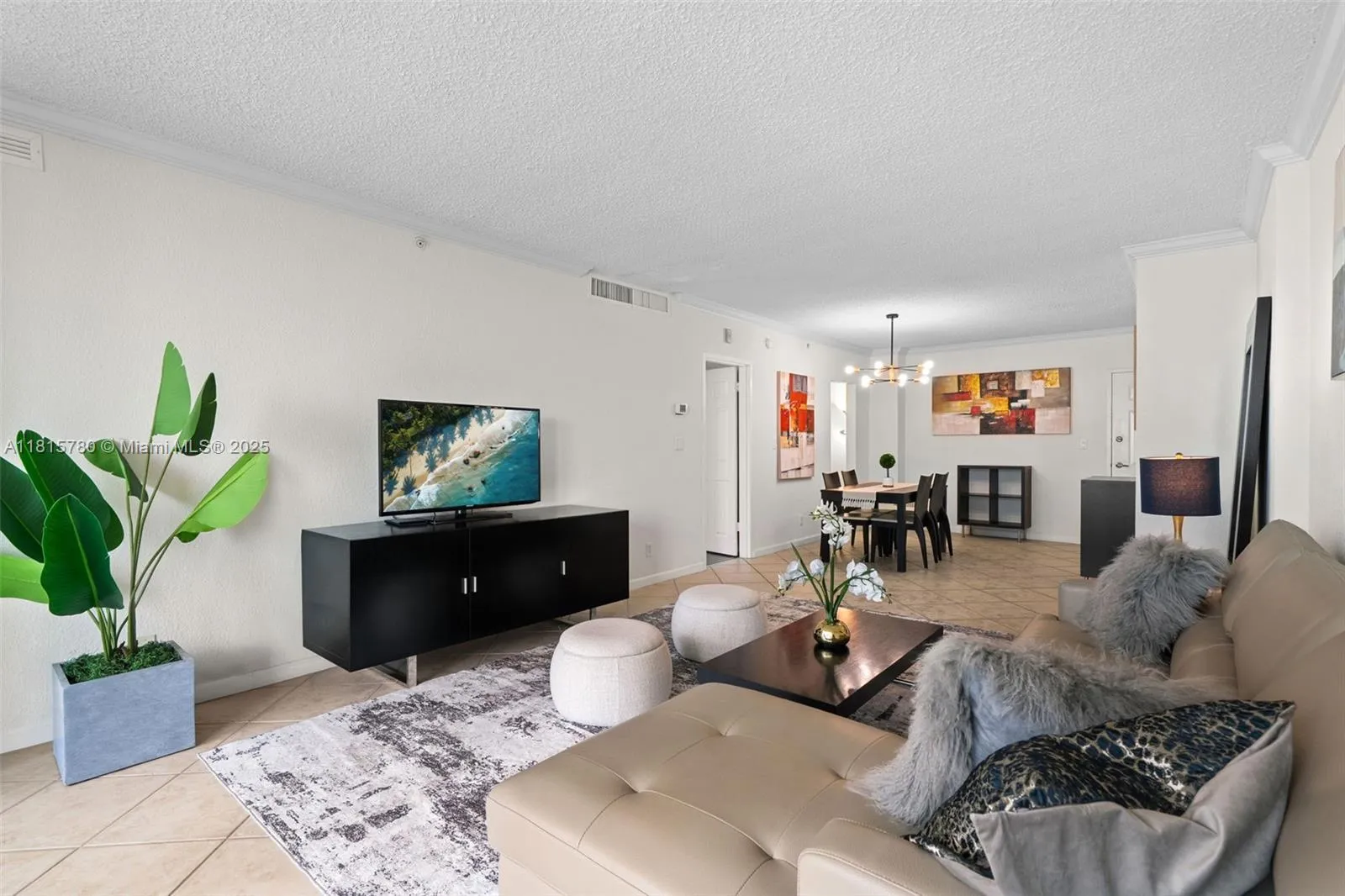 2501 S Ocean Dr, Hollywood FL 33019