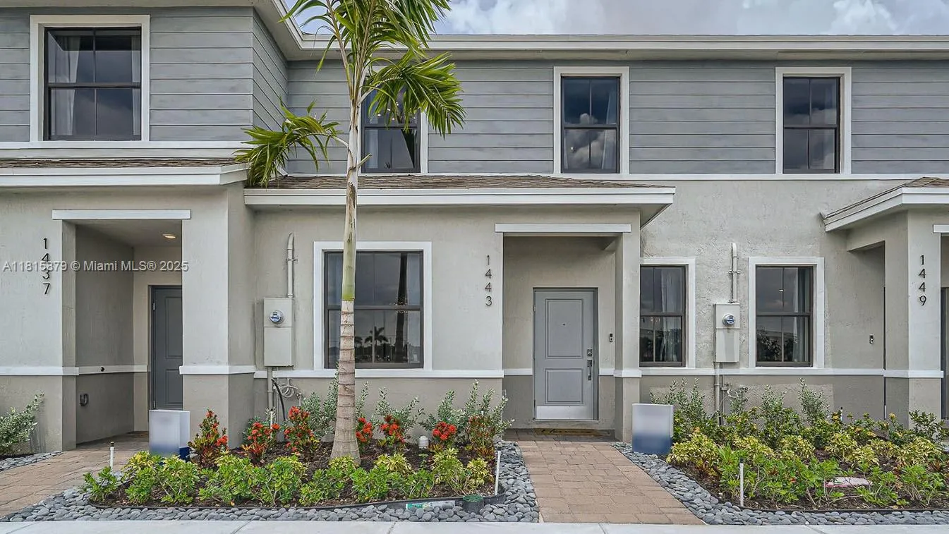 4 bedroom 3 bath for sale at 1485 NE 3rd Avenue, Florida City FL 33034