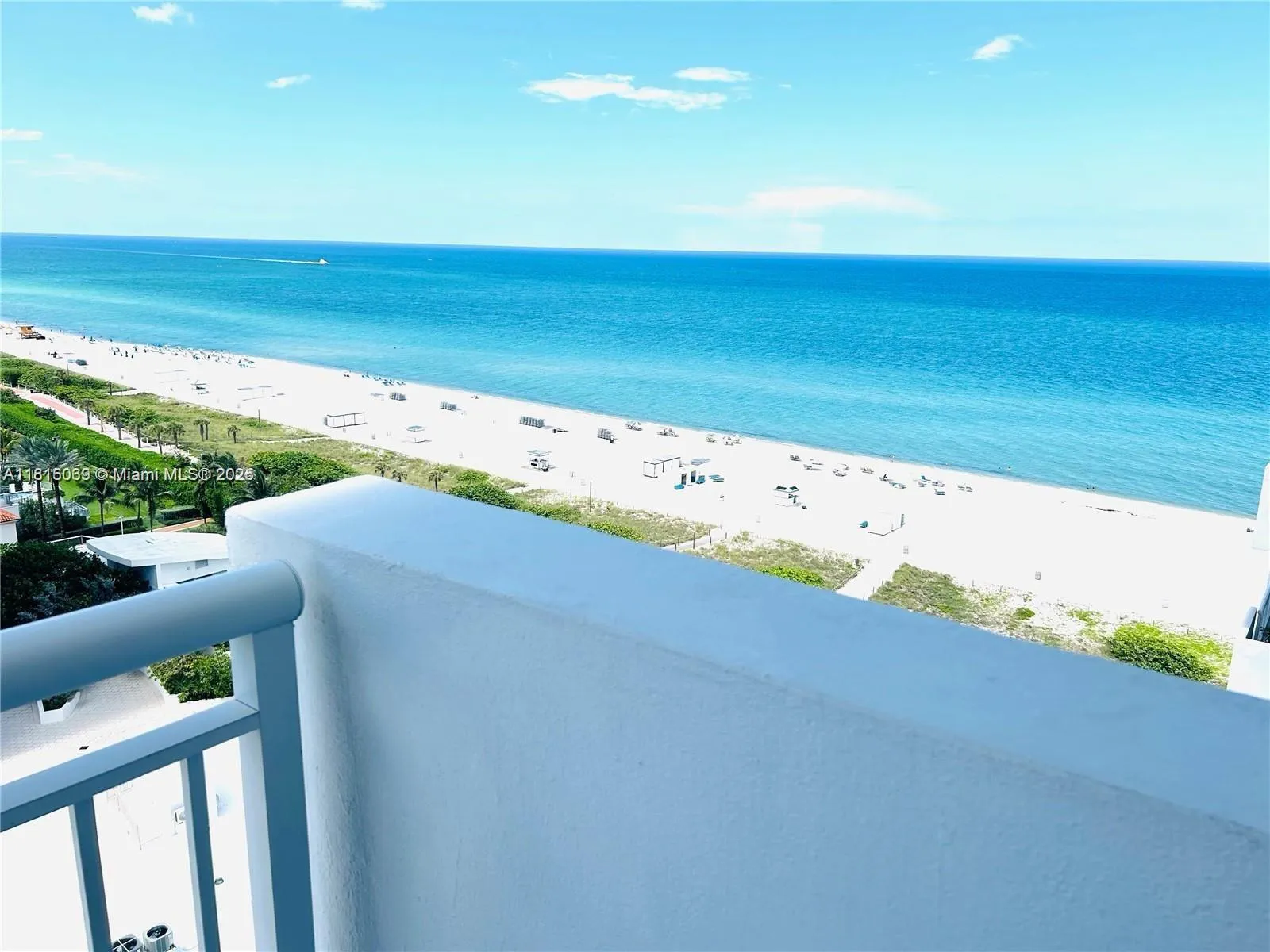 5825 Collins Ave, Miami Beach FL 33140