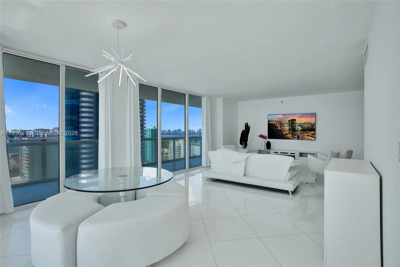 6365 Collins Ave # 2403, Miami Beach FL 33141