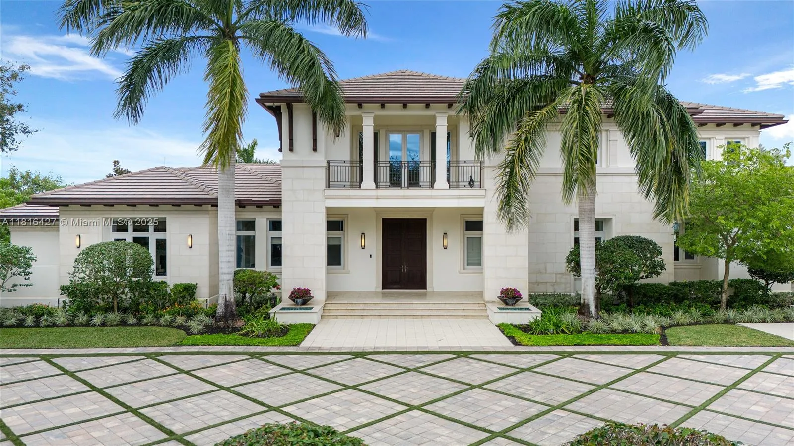 3185 Willow Ln, Weston FL 33331