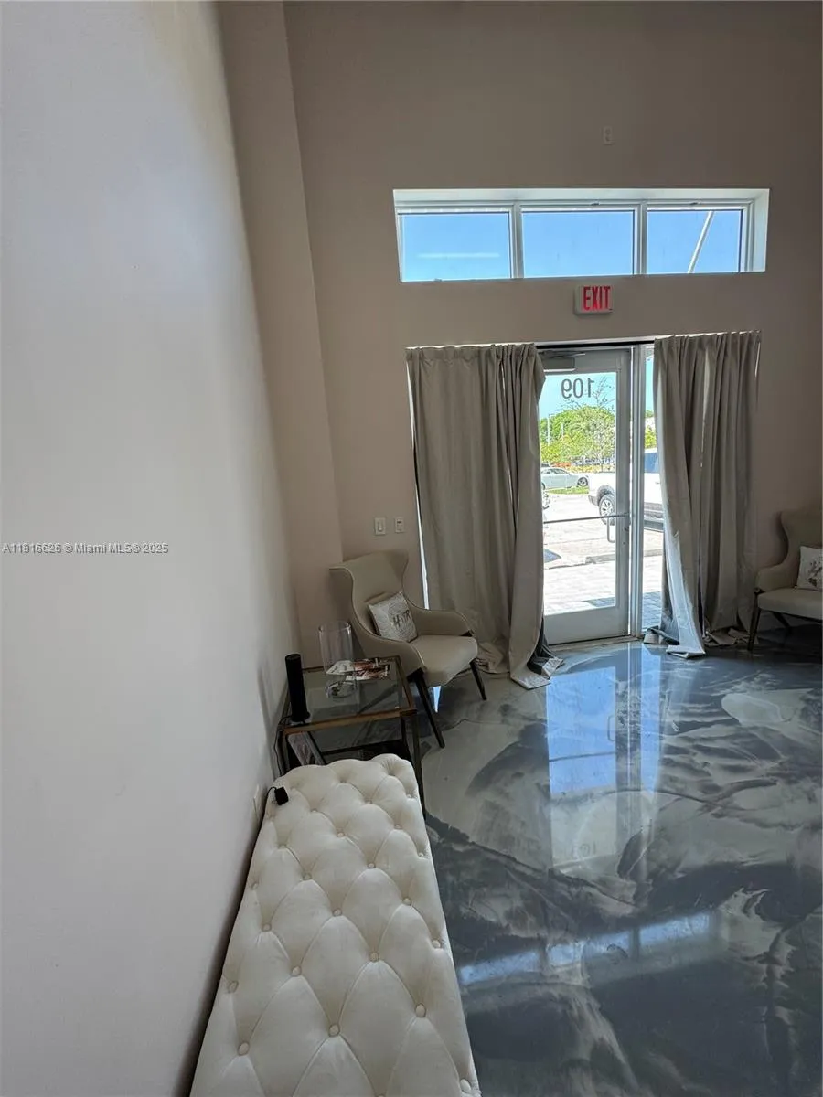 9620 Stirling Rd # 109, Cooper City FL 33024