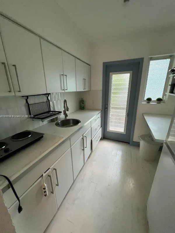 1 bedroom 1 bath for sale at 761 Euclid Ave # 12B, Miami Beach FL 33139