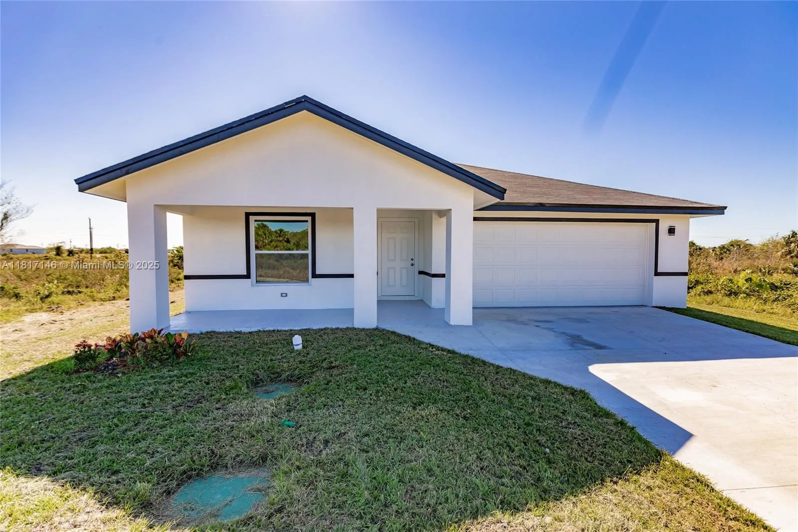 3 bedroom 2 bath Residential for sale at 215 Nautilus Ave, La Belle FL 33935