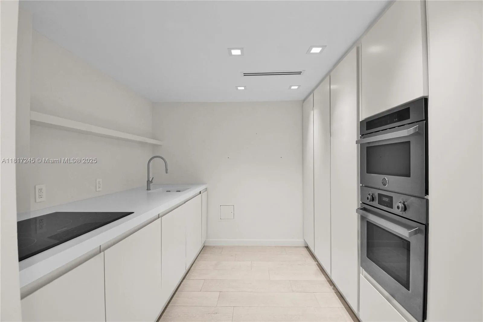 5700 Collins Ave # 7A, Miami Beach FL 33140