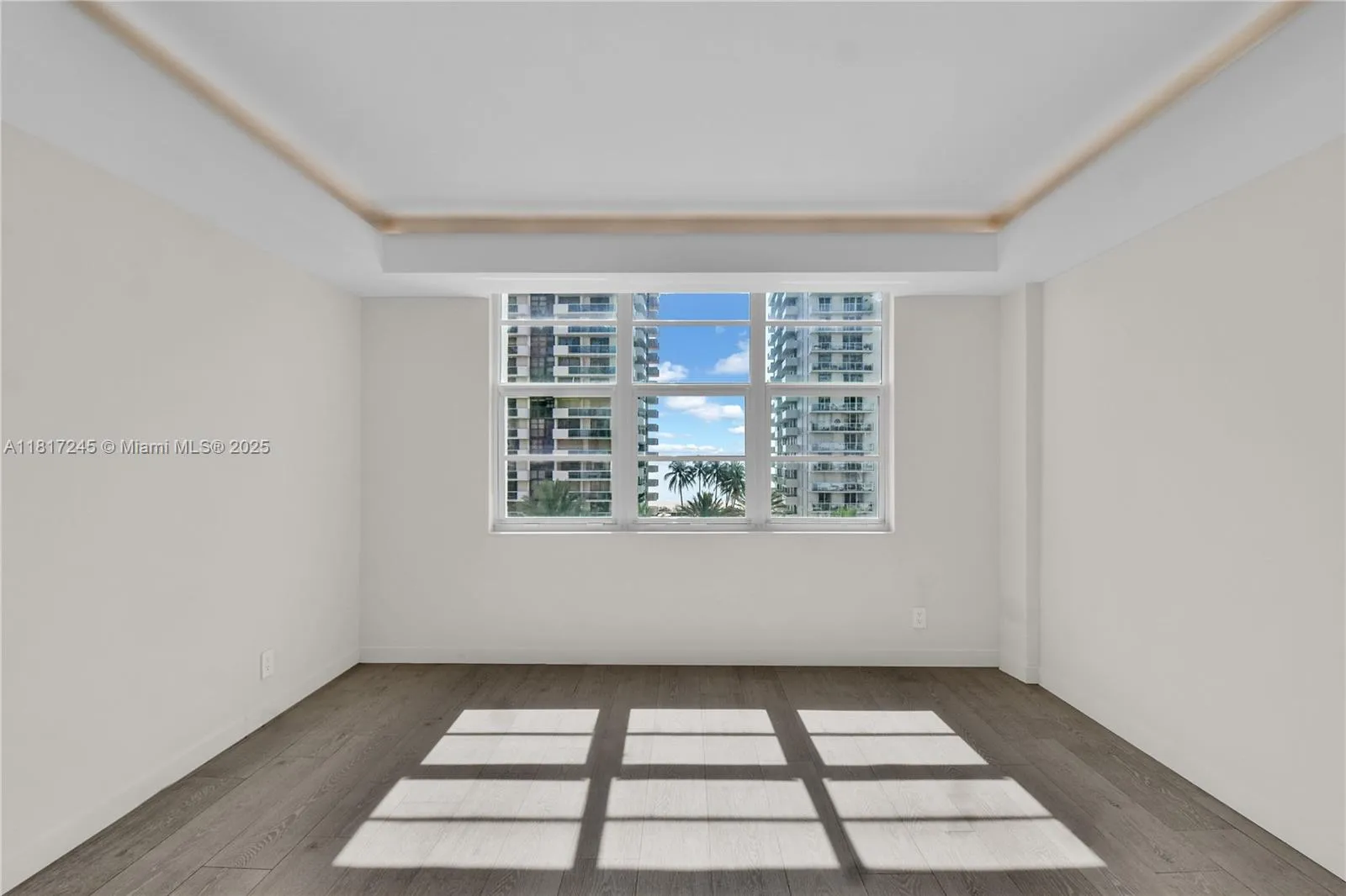 5700 Collins Ave # 7A, Miami Beach FL 33140