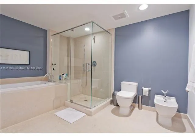 495 Brickell Ave # 5104, Miami FL 33131