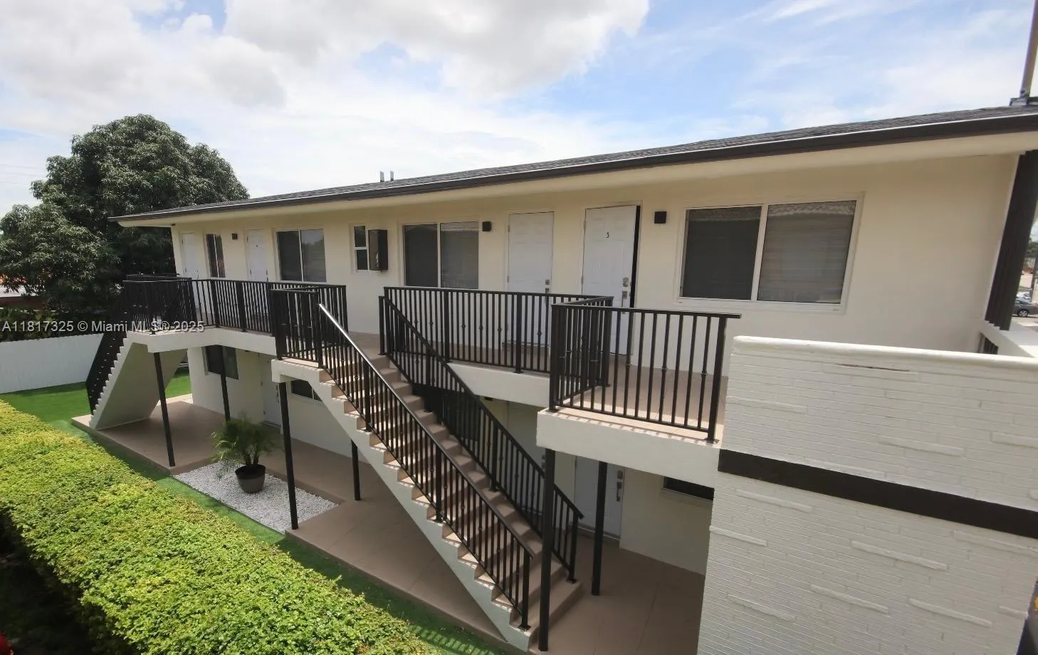 for sale at 251 NW 57th Ave, Miami FL 33126