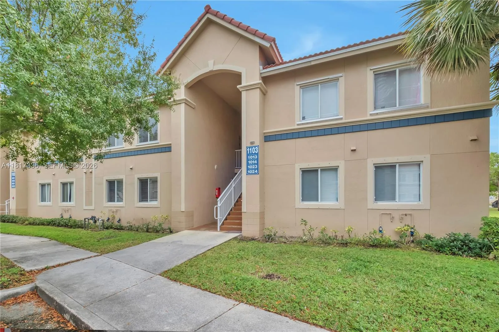 3 bedroom 2 bath for sale at 1103 Golden Lakes Blvd # 1013, West Palm Beach FL 33411