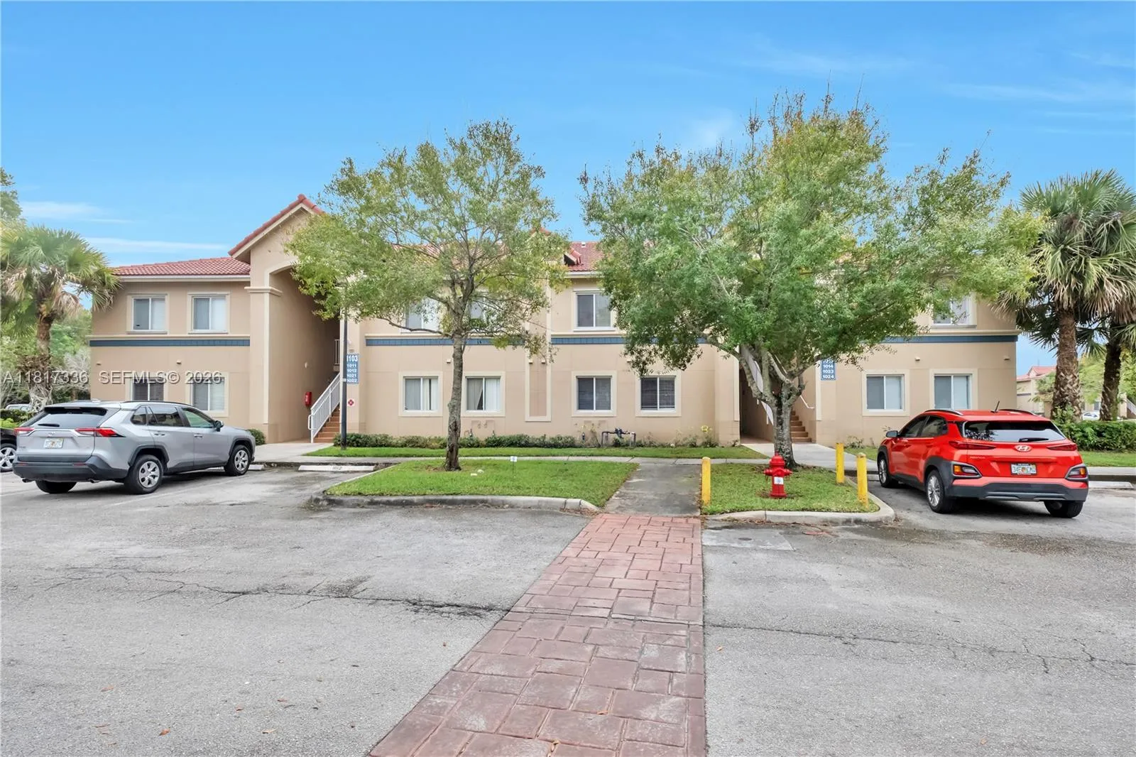 1103 Golden Lakes Blvd # 1013, West Palm Beach FL 33411