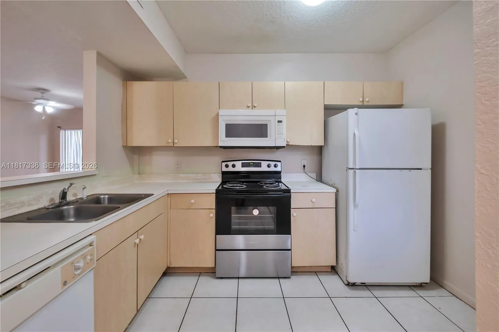 1103 Golden Lakes Blvd # 1013, West Palm Beach FL 33411