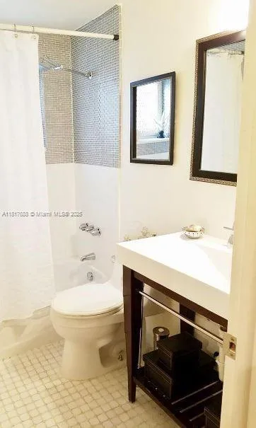 1050 Pennsylvania Ave # A, Miami Beach FL 33139