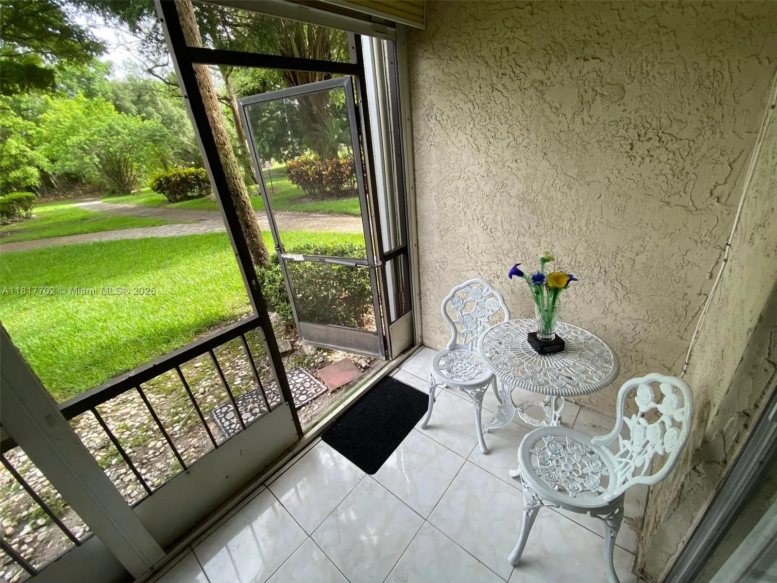 6200 NW 44th St # 115, Lauderhill FL 33319