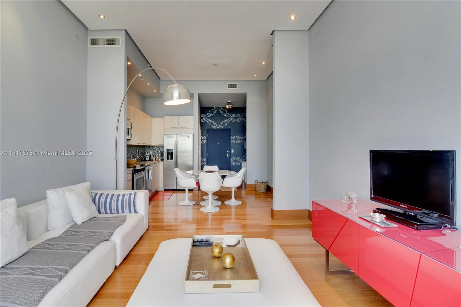 2001 Meridian Ave # 21, Miami Beach FL 33139