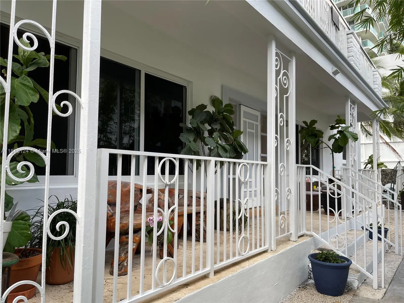 1420 16th St, Miami Beach FL 33139