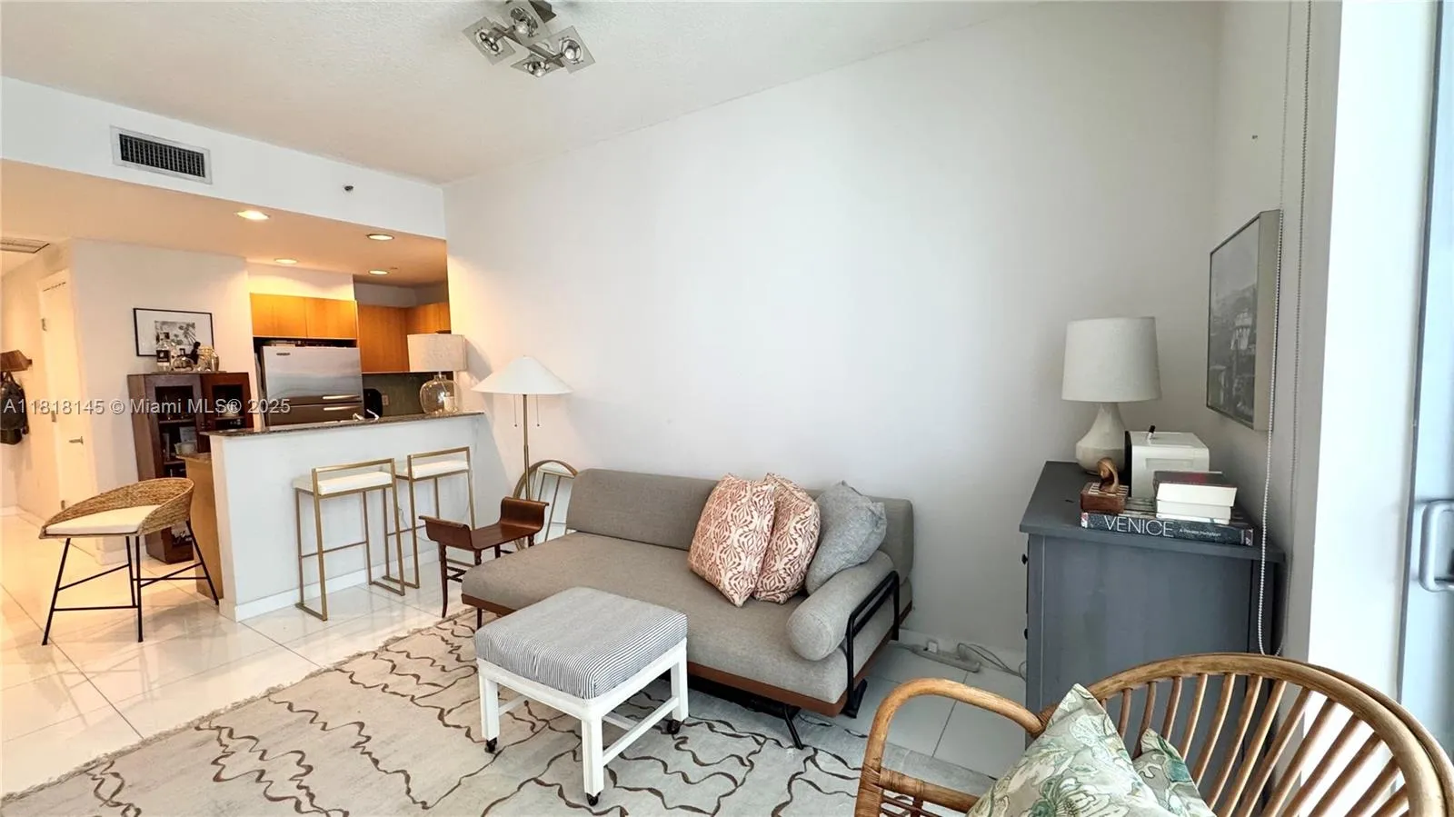 1050 Brickell Ave # 3206, Miami FL 33131