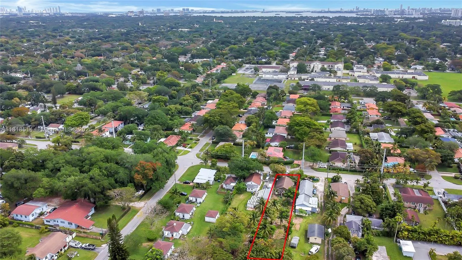 8980 NW 5th Ave, El Portal FL 33150
