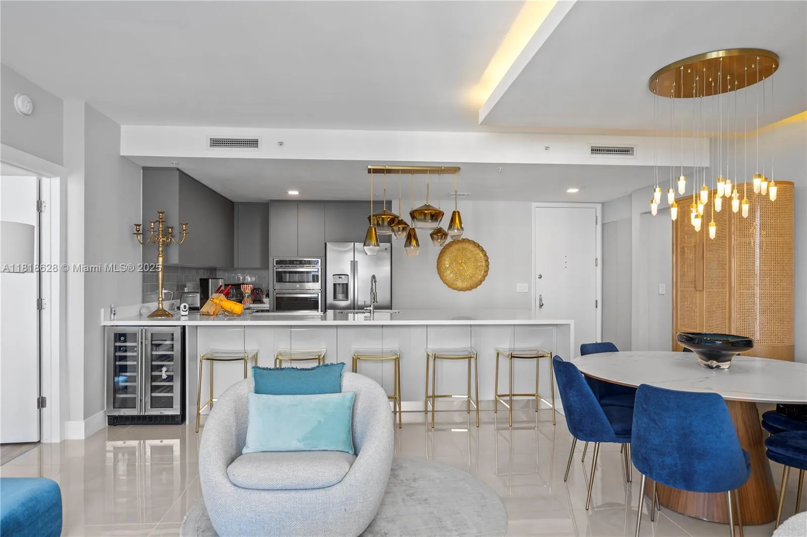801 Brickell Key Blvd # 2203, Miami FL 33131