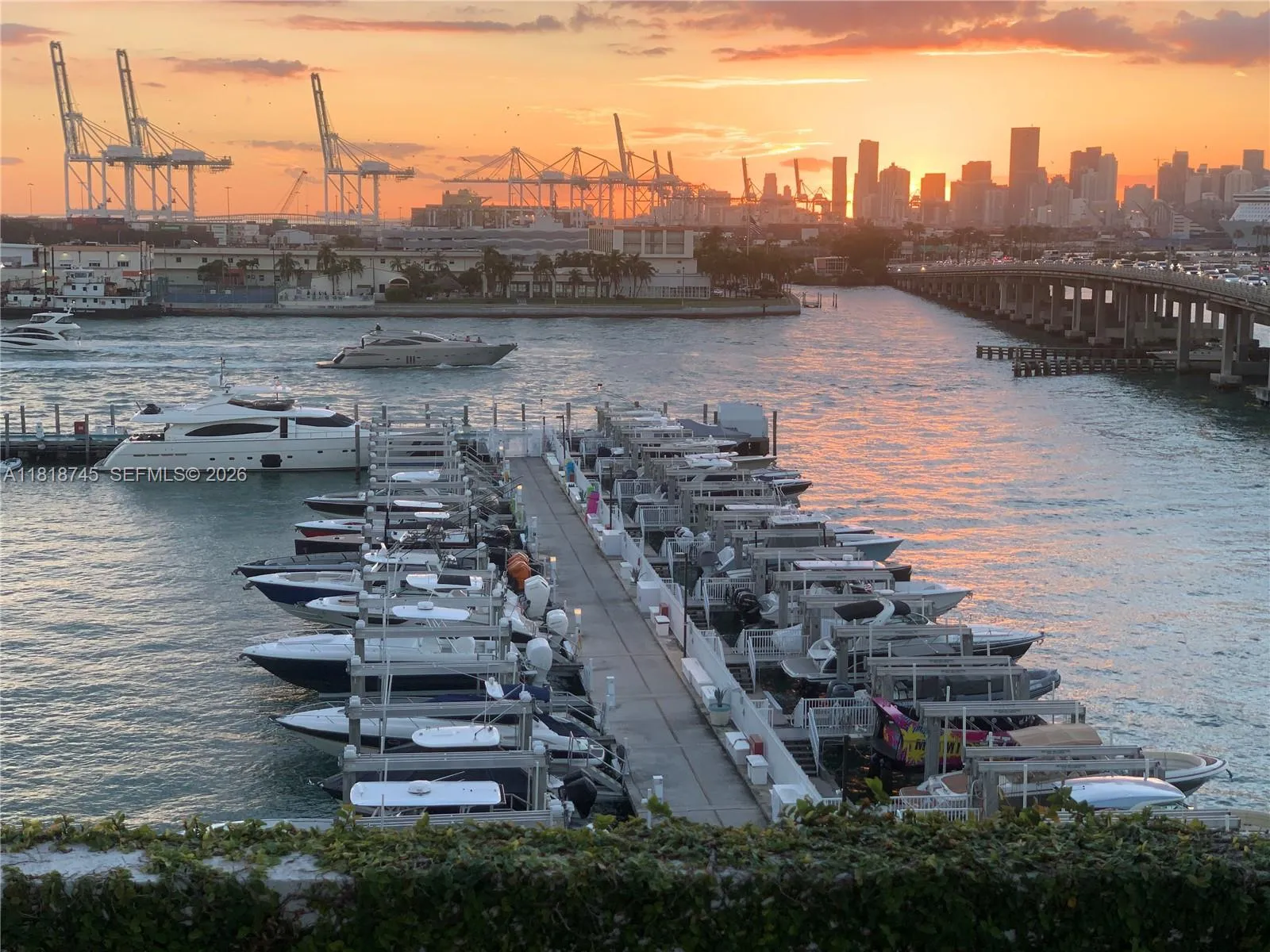 400 Alton Rd # 407, Miami Beach FL 33139