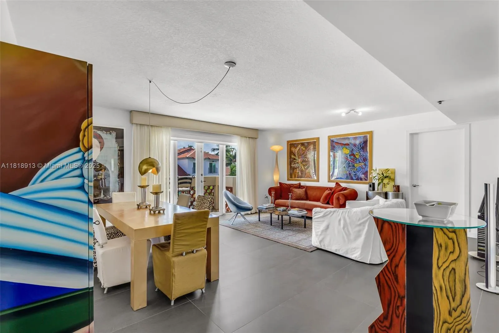 2 bedroom 2 bath for sale at 227 Michigan Ave # 304, Miami Beach FL 33139