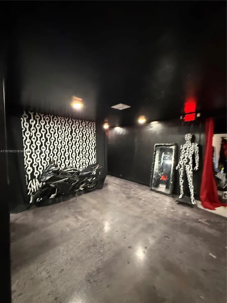 777 NE 79th St, Miami FL 33138