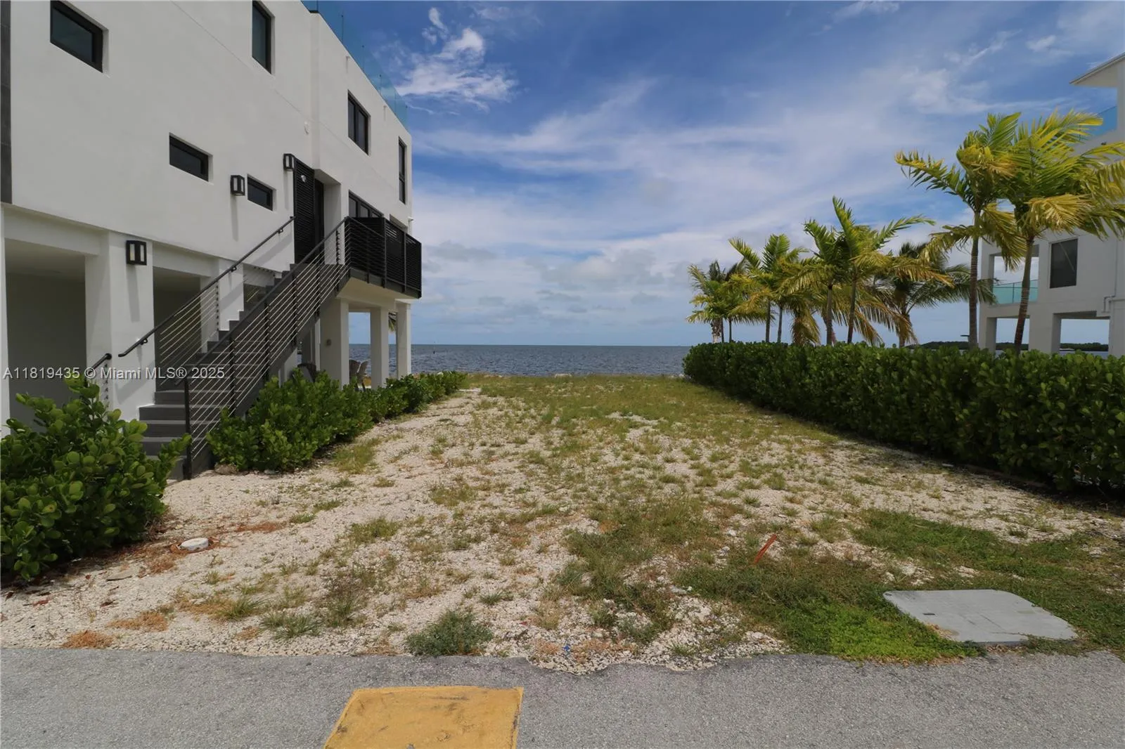 for sale at 94825 Overseas Hwy #35, Key Largo FL 33037