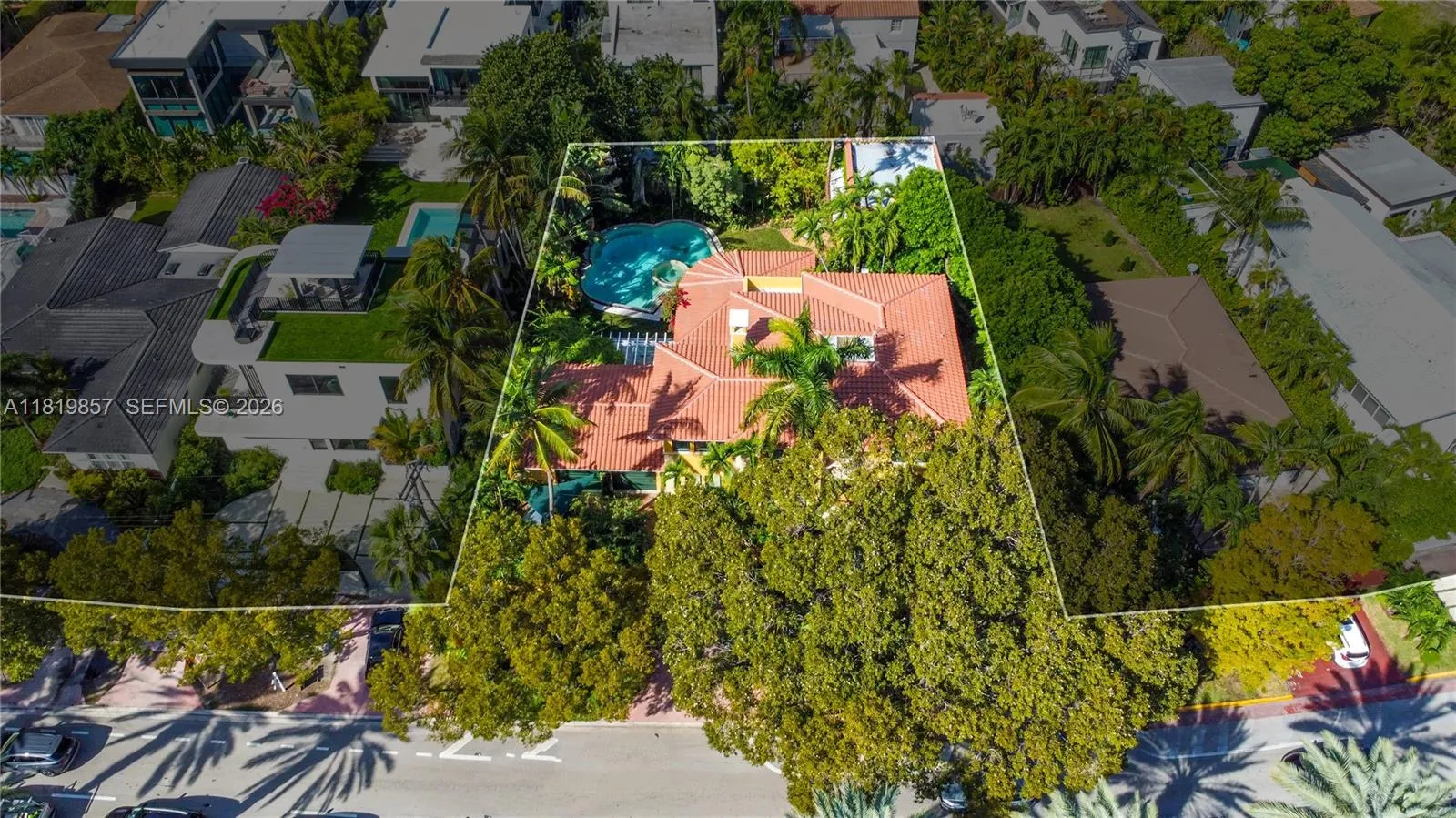 2050 Alton Rd, Miami Beach FL 33140