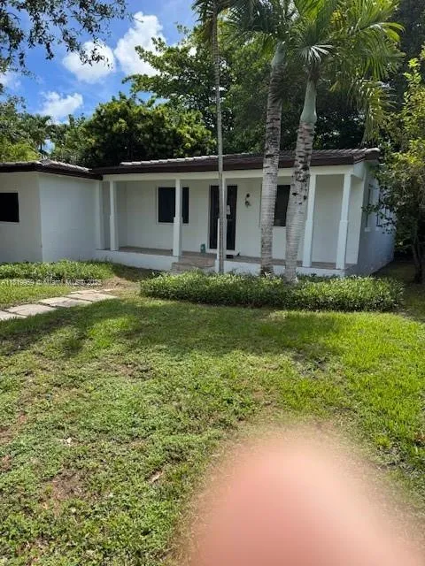 905 Tangier St, Coral Gables FL 33134