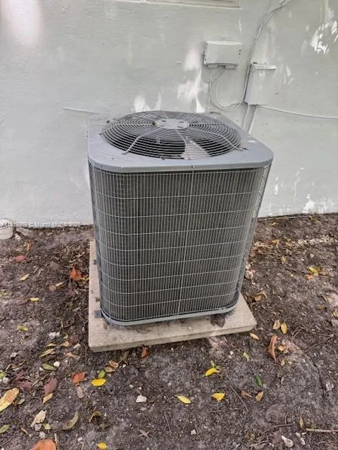 905 Tangier St, Coral Gables FL 33134
