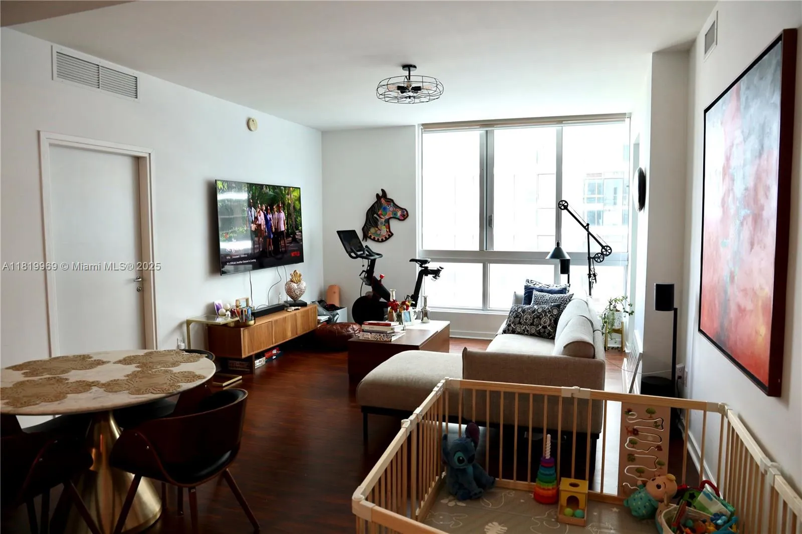 2 bedroom 2 bath for sale at 300 S BISCAYNE BLVD # 3504, Miami FL 33131