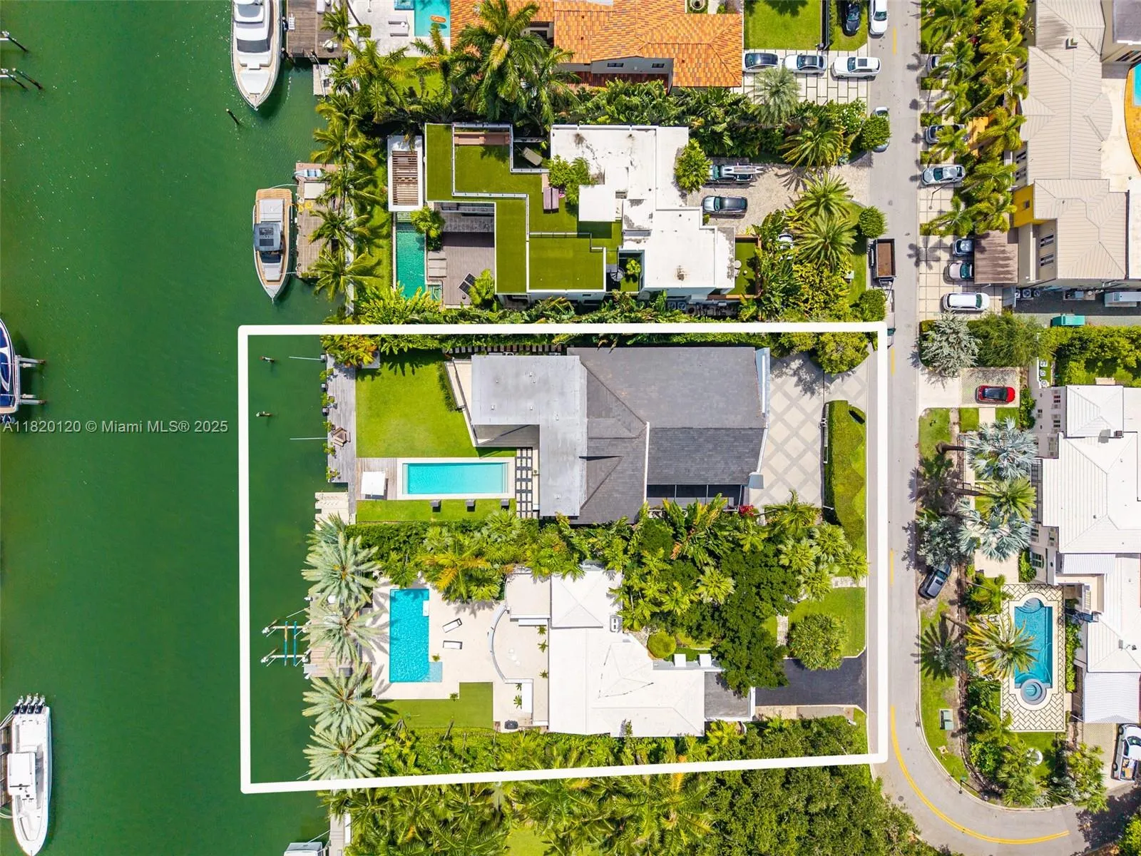 1839 W 24th St, Miami Beach FL 33140