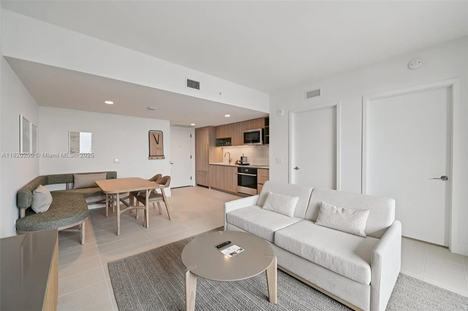 1 bedroom 1 bath for sale at 159 NE 6th St # 4409, Miami FL 33132