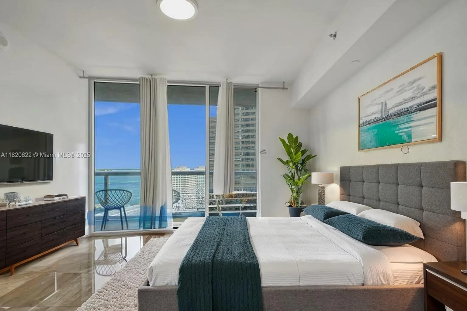 485 Brickell Ave # 2009, Miami FL 33131