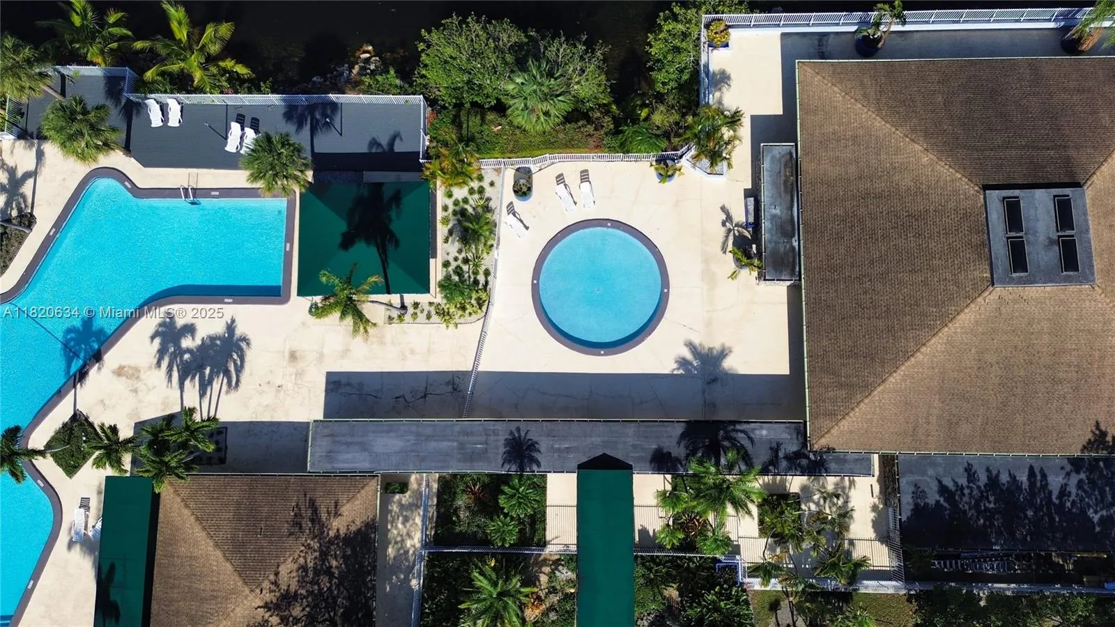 7034 SW 112th Ct, Miami FL 33173