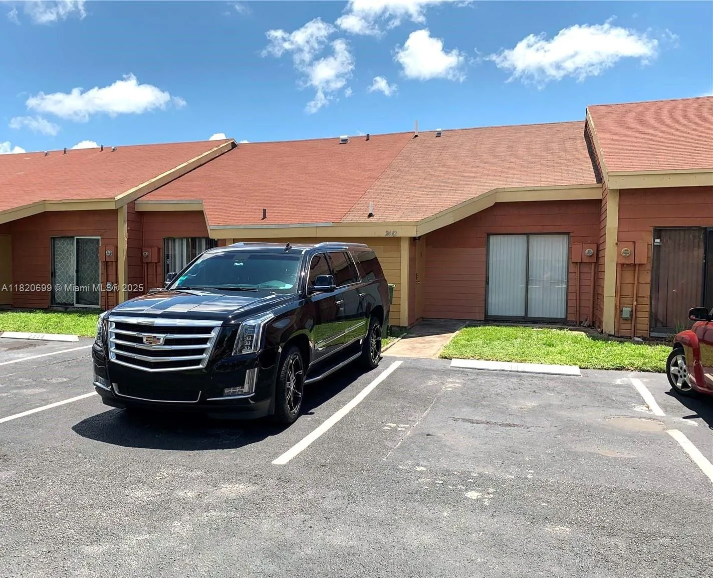 2 bedroom 1 bath for sale at 2442 NW 55th Ter, Lauderhill FL 33313