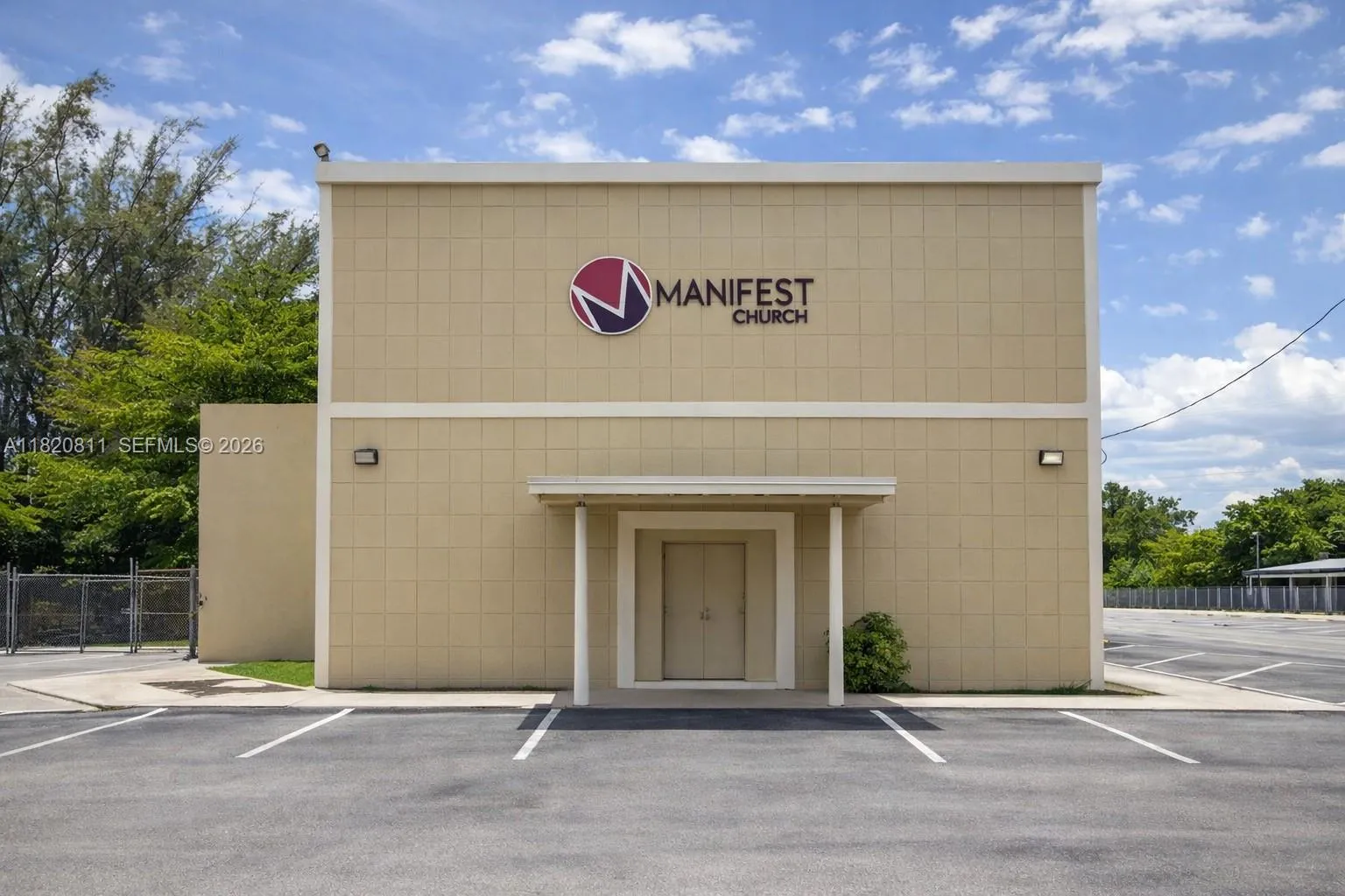 680 Superior St, Opa-Locka FL 33054