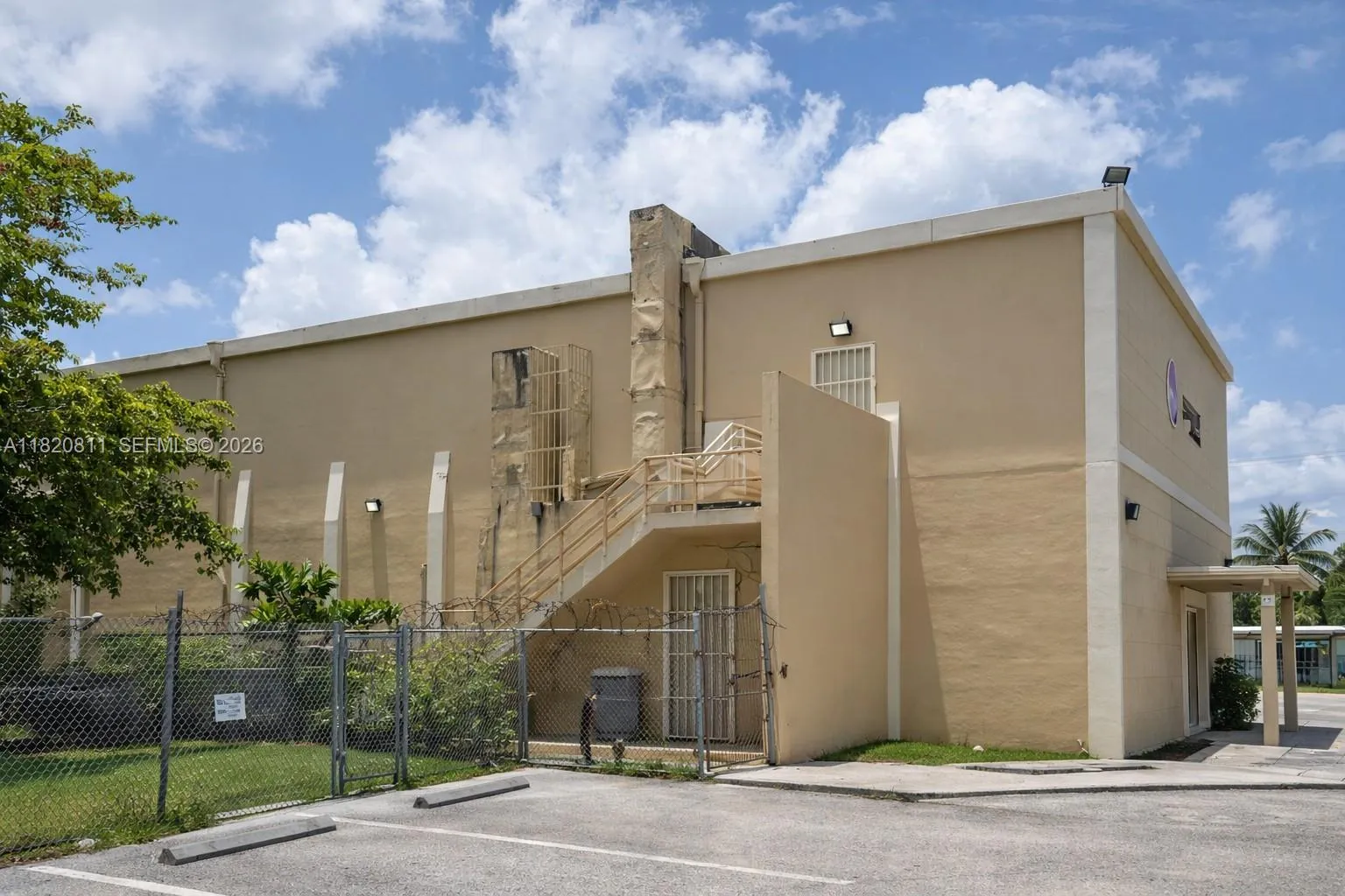 680 Superior St, Opa-Locka FL 33054