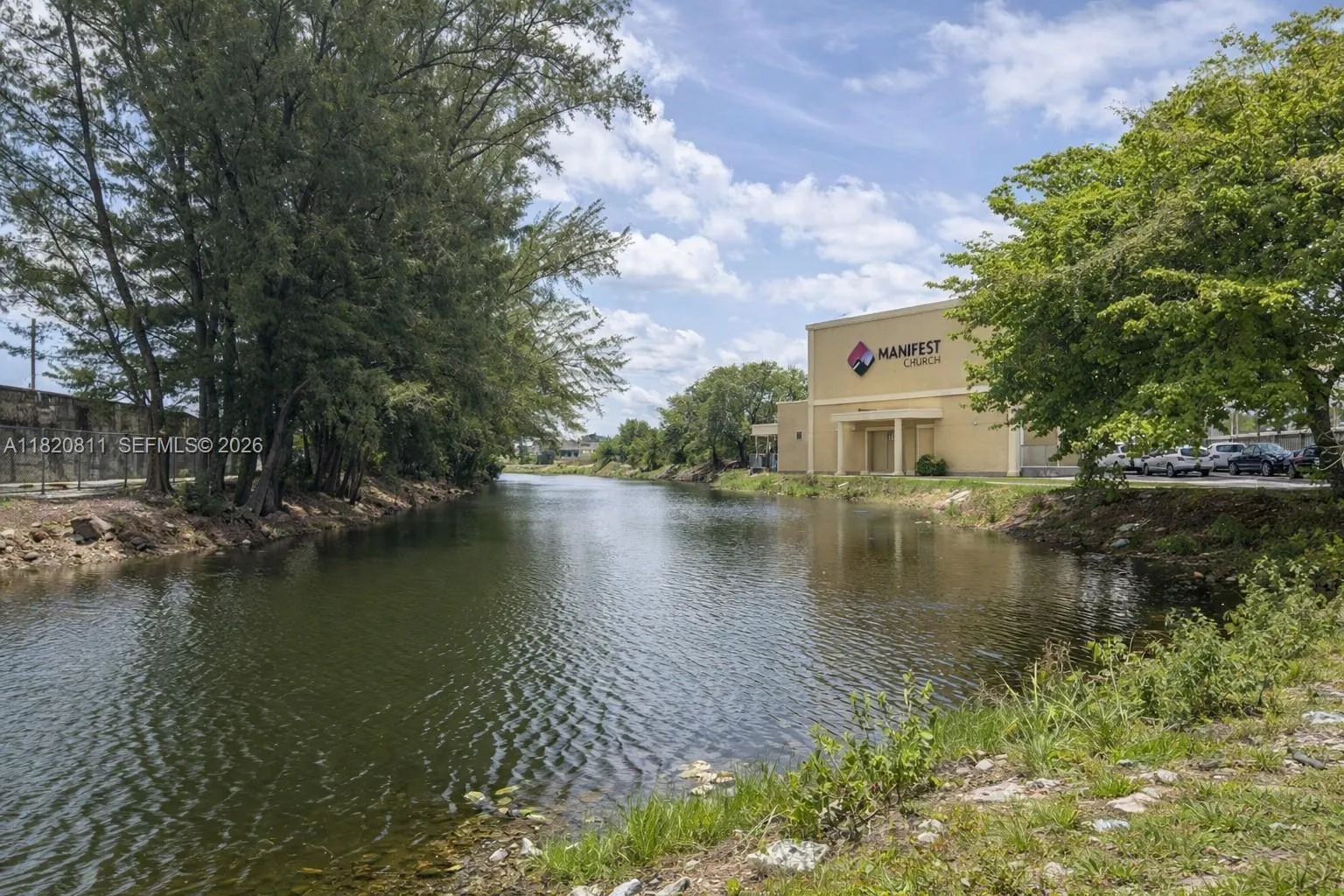680 Superior St, Opa-Locka FL 33054
