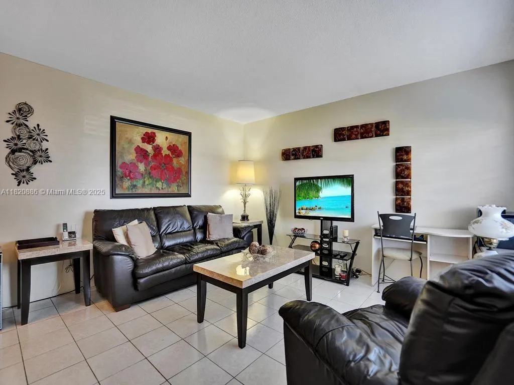 1 bedroom 1 bath for sale at 16901 NE 13th Ave # 110, Miami FL 33162