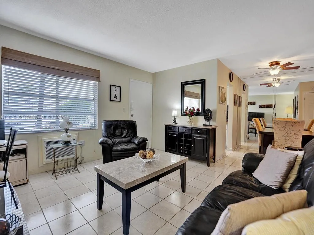 16901 NE 13th Ave # 110, Miami FL 33162