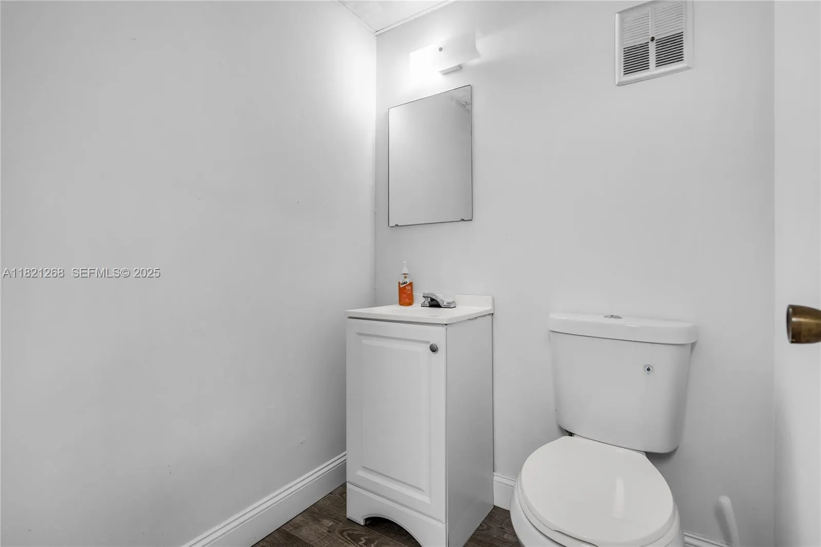 7460 NW 82nd # 7500, Medley FL 33166